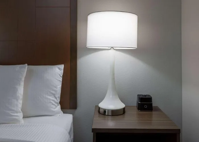 La Quinta & By Wyndham Near Kalahari Round Rock