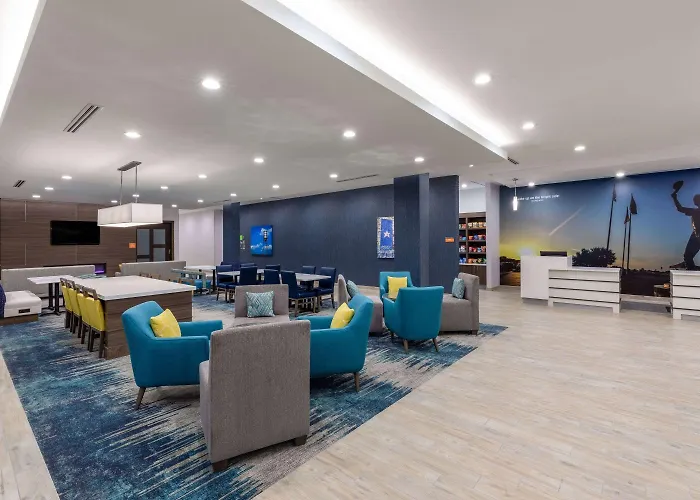 La Quinta & By Wyndham Near Kalahari Hotel 3*